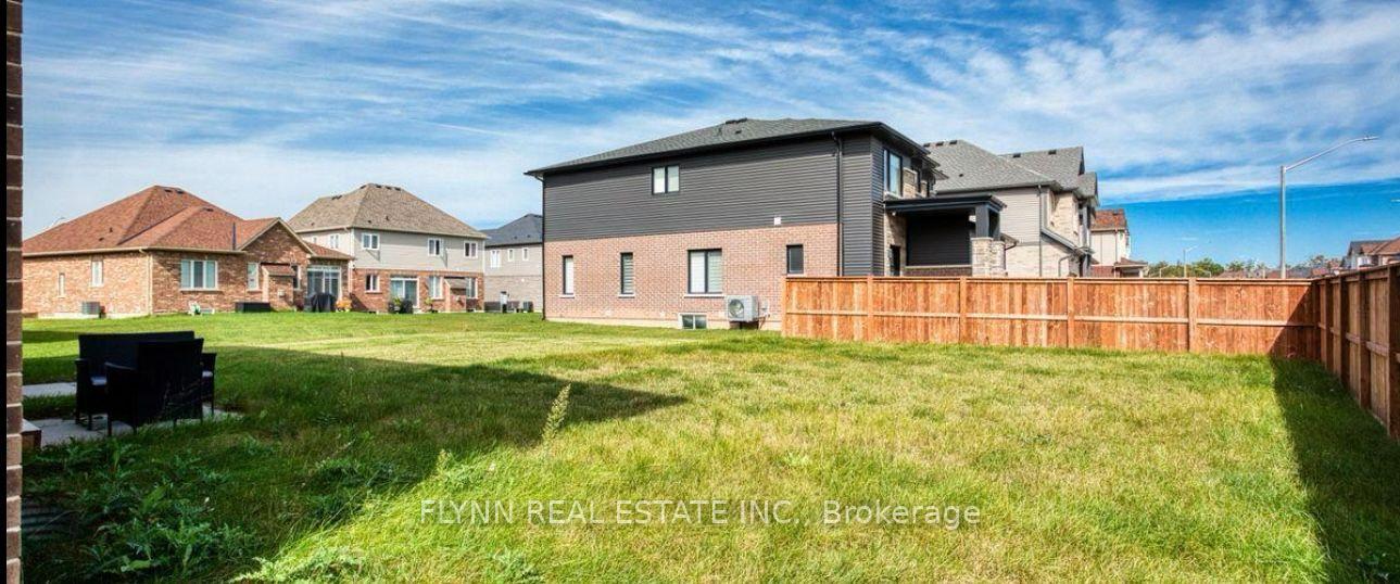 Photo 30 of 4235 Shuttleworth Drive, Niagara Falls, Lyons Creek — HOMEH