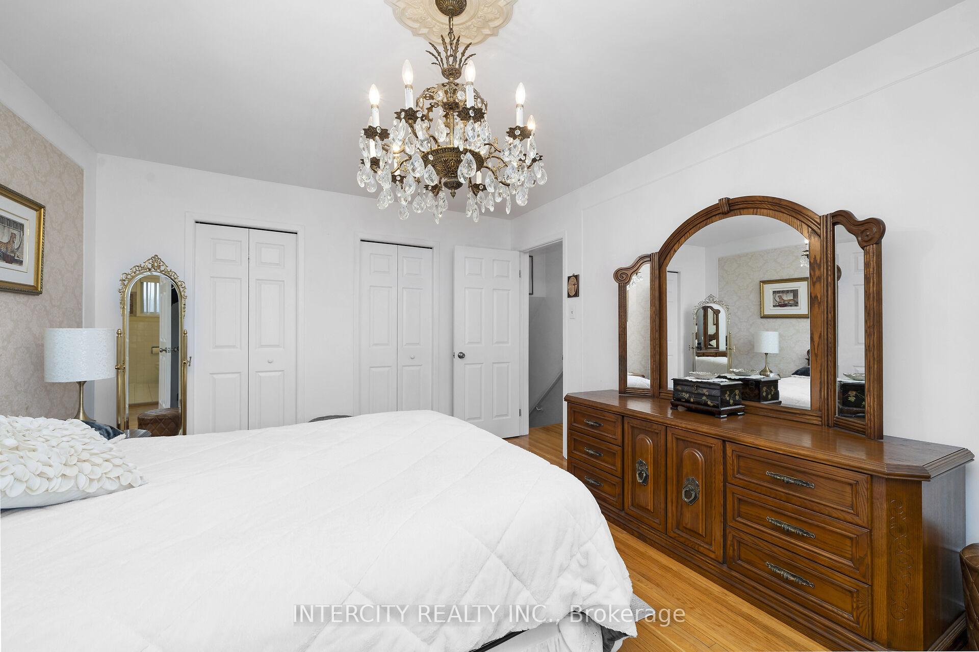 Photo 20 of 7279 Vernor Drive, Mississauga, Malton — HOMEH
