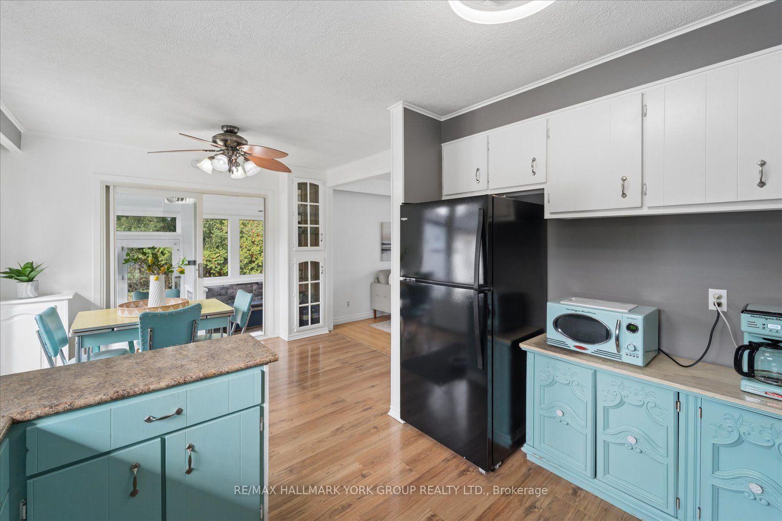 Photo 20 of 92 Sunset Beach Road, Georgina, Virginia — HOMEH