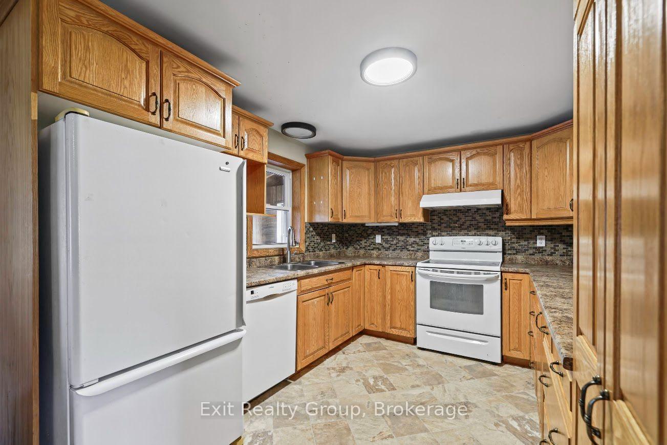 Photo 3 of 2343 Upper Flinton Road, Addington Highlands, Addington Highlands — HOMEH