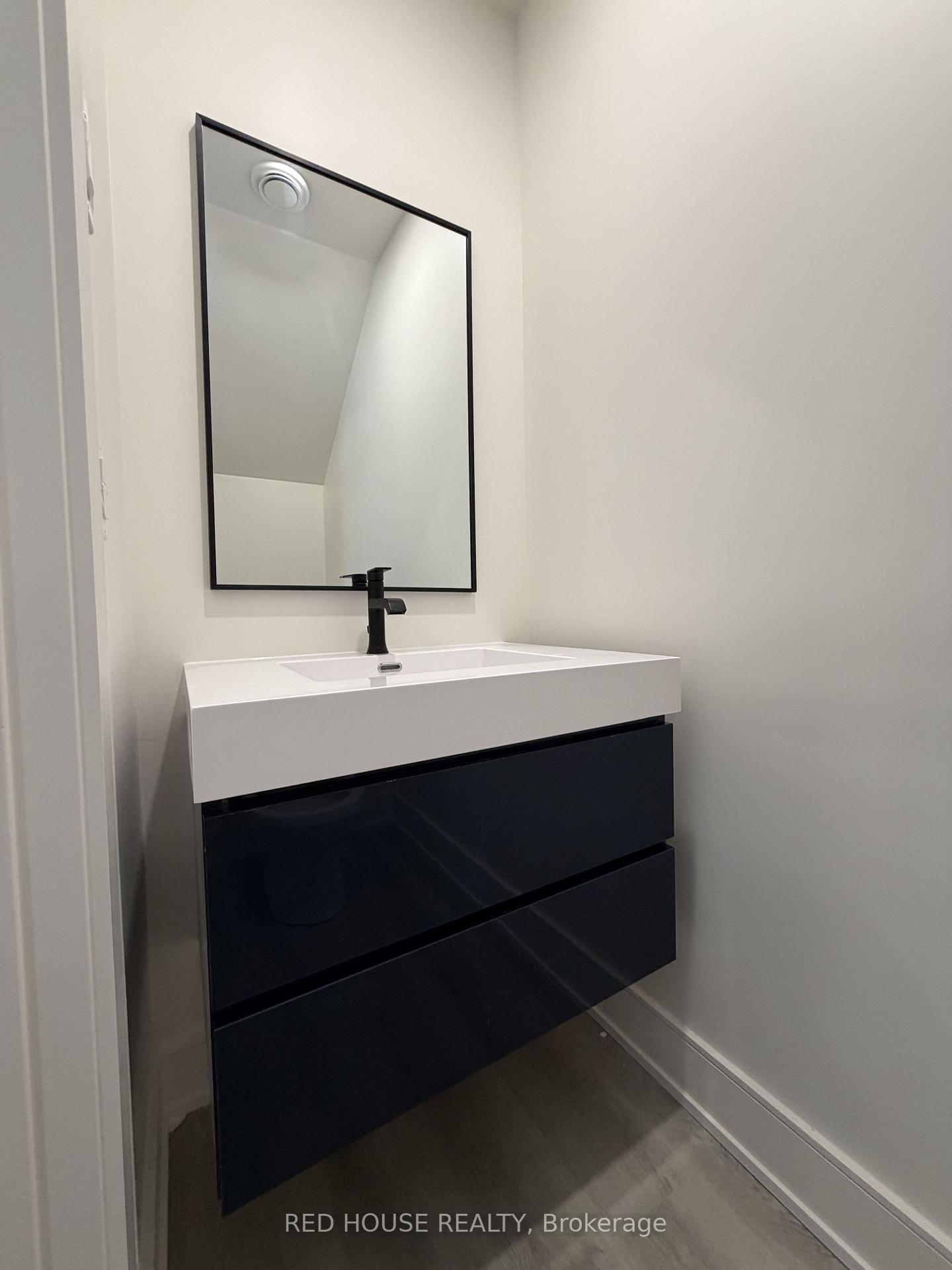 Photo 9 of 290 Ellis Avenue, St. Catharines, Oakdale — HOMEH