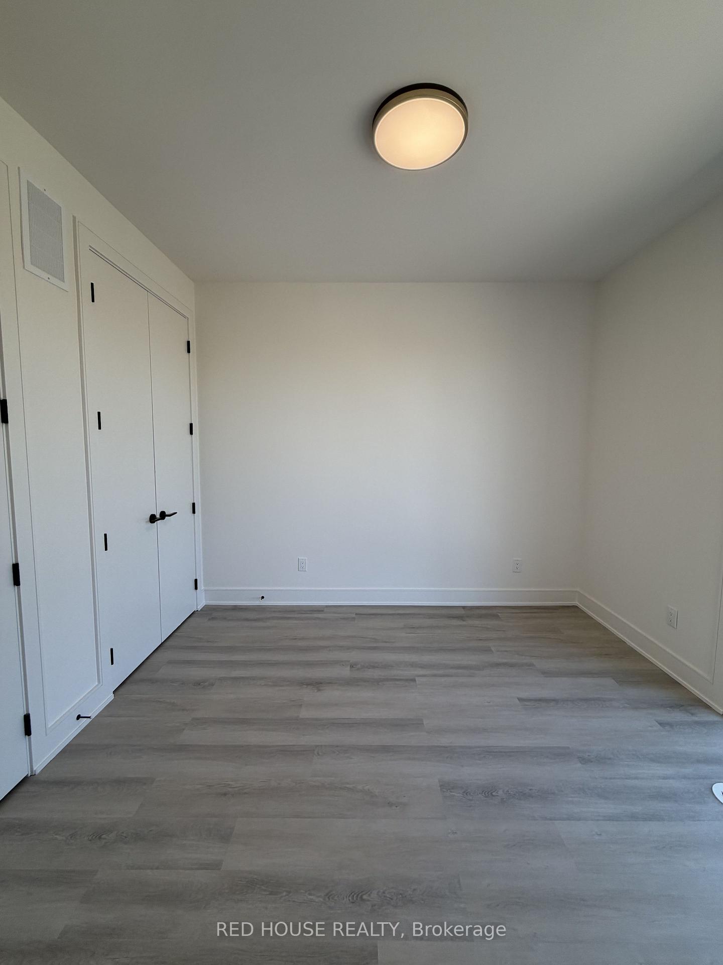 Photo 12 of 290 Ellis Avenue, St. Catharines, Oakdale — HOMEH