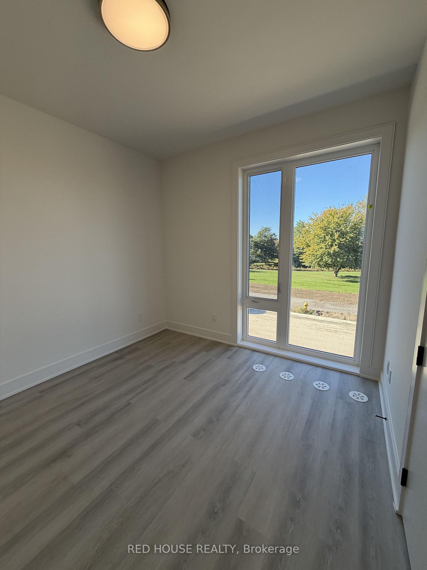 Photo 13 of 290 Ellis Avenue, St. Catharines, Oakdale — HOMEH