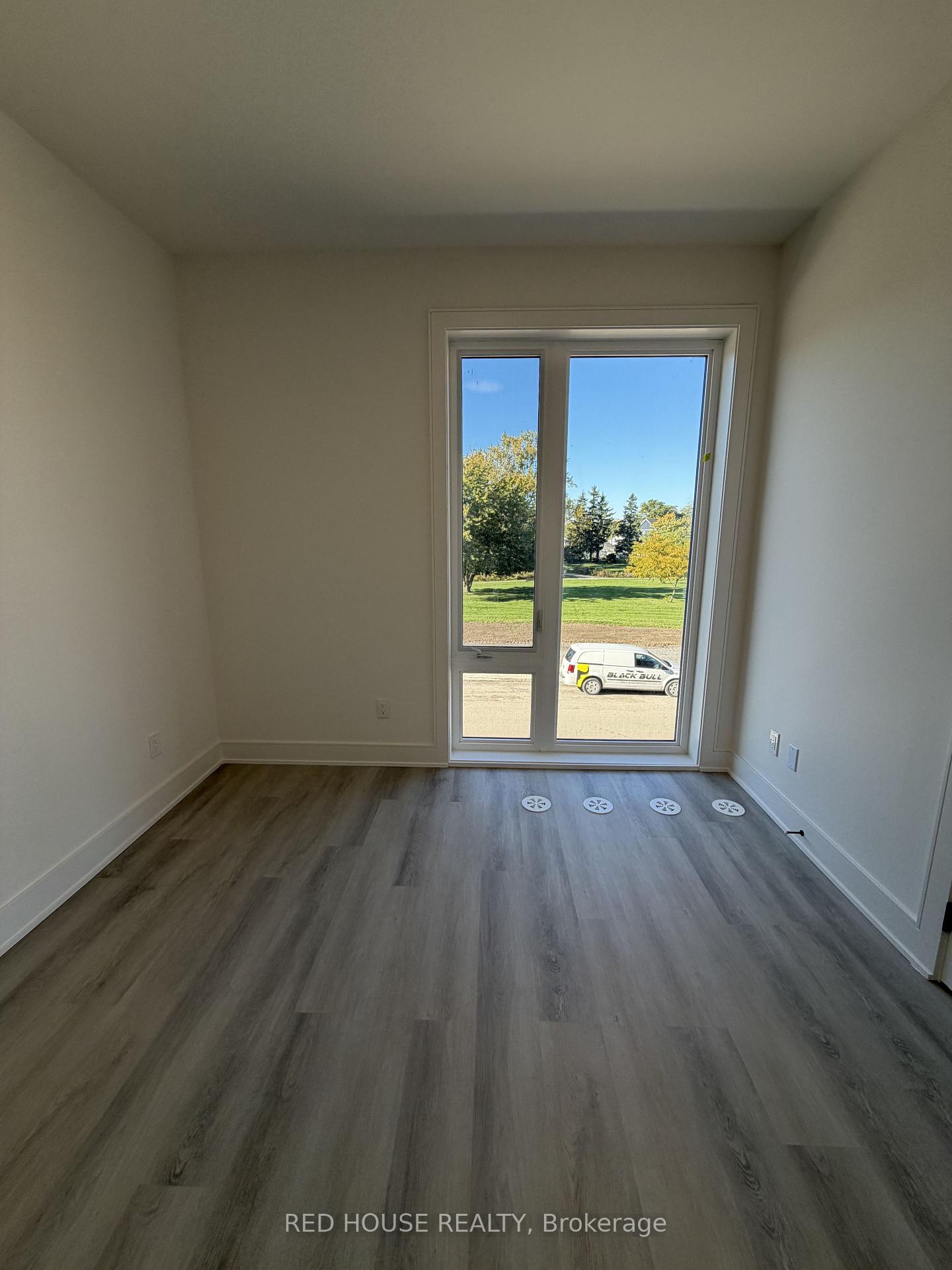 Photo 15 of 290 Ellis Avenue, St. Catharines, Oakdale — HOMEH