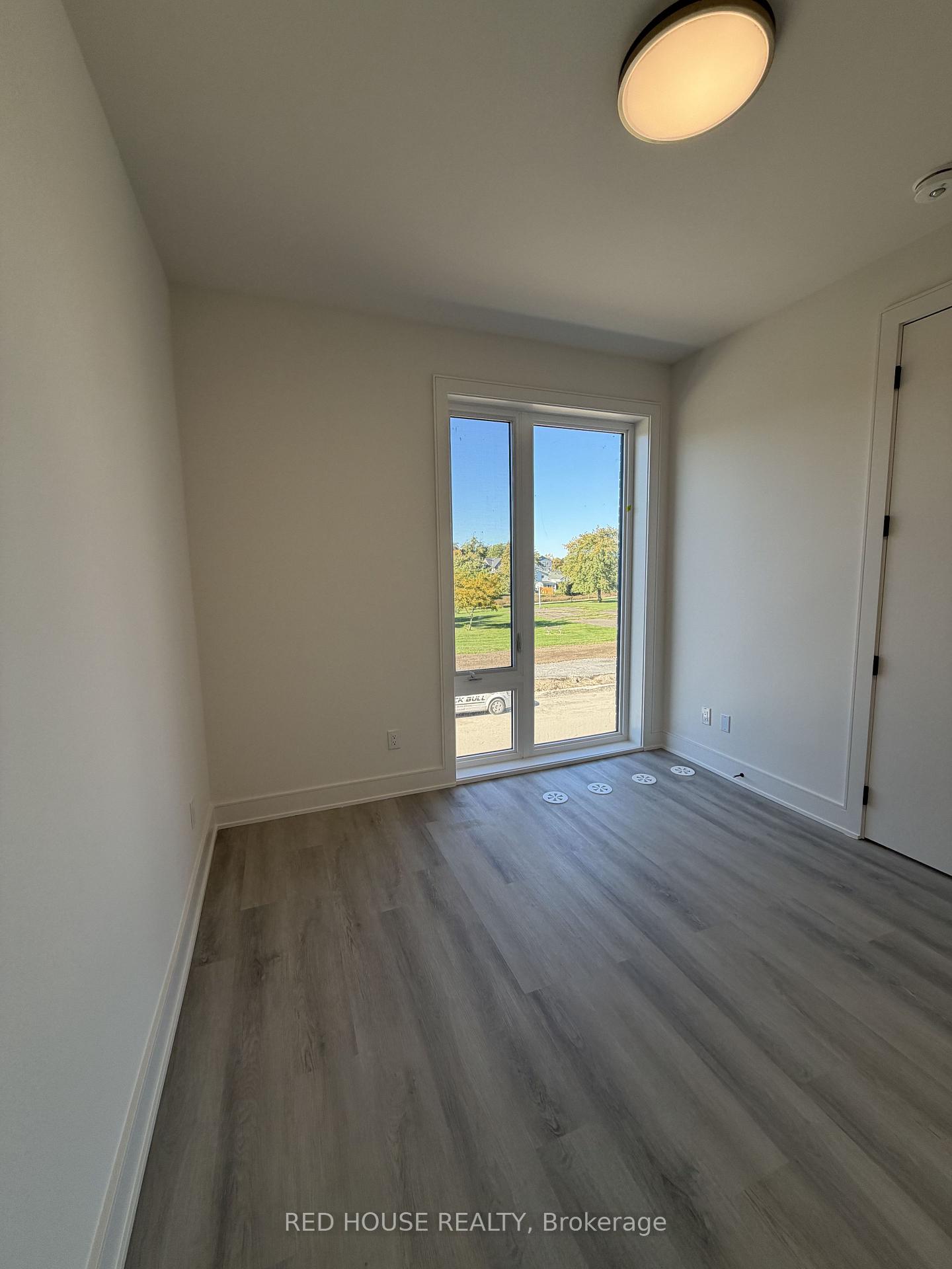 Photo 17 of 290 Ellis Avenue, St. Catharines, Oakdale — HOMEH