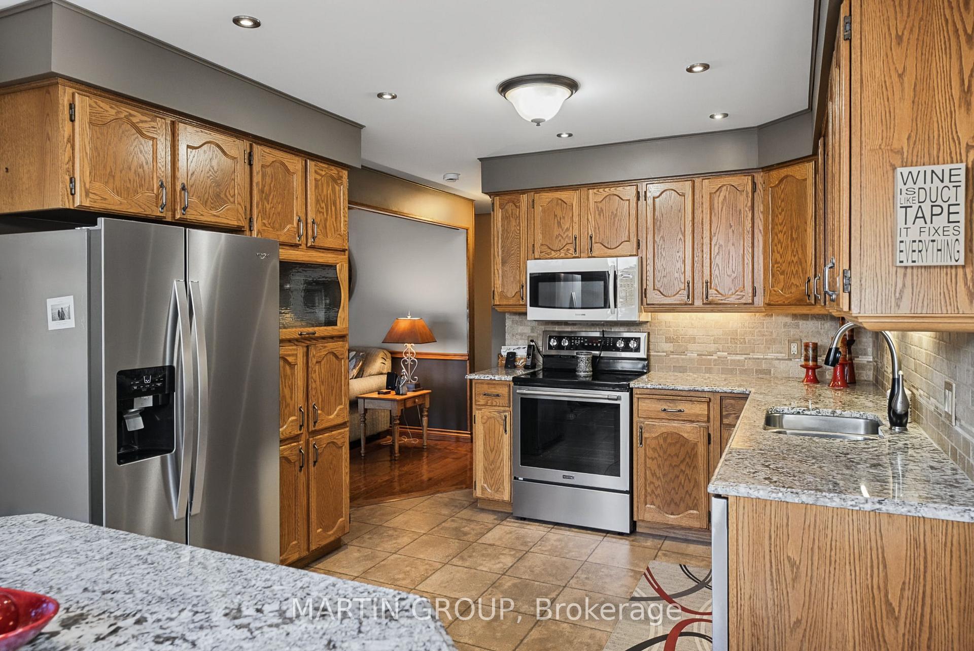 Photo 17 of 30 Donly Drive S, Norfolk, Simcoe — HOMEH