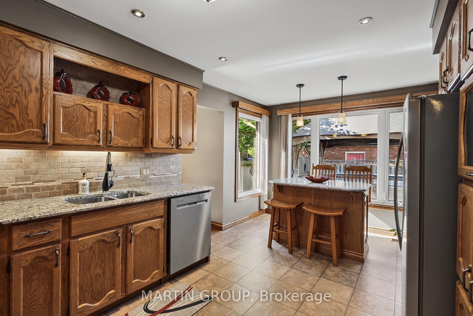 Photo 19 of 30 Donly Drive S, Norfolk, Simcoe — HOMEH