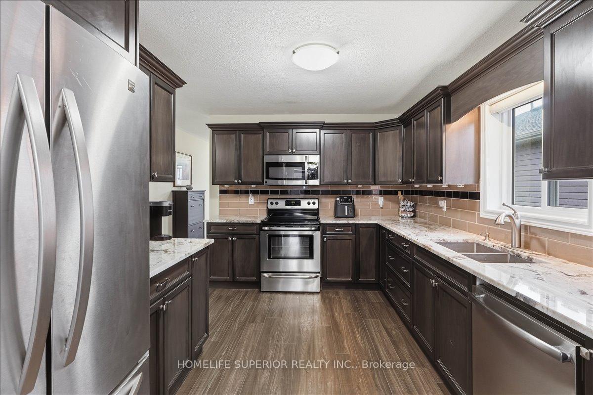 Photo 8 of 54 Aspen Drive, Quinte West, Murray Ward — HOMEH