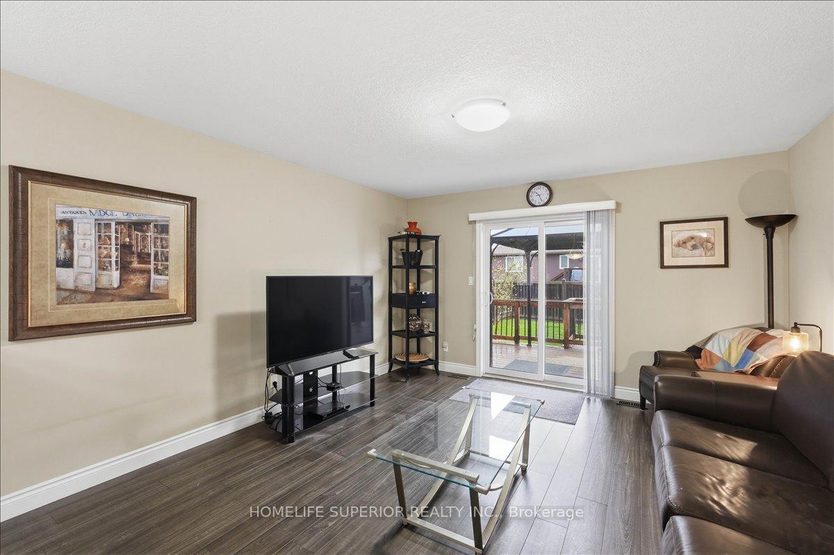 Photo 11 of 54 Aspen Drive, Quinte West, Murray Ward — HOMEH