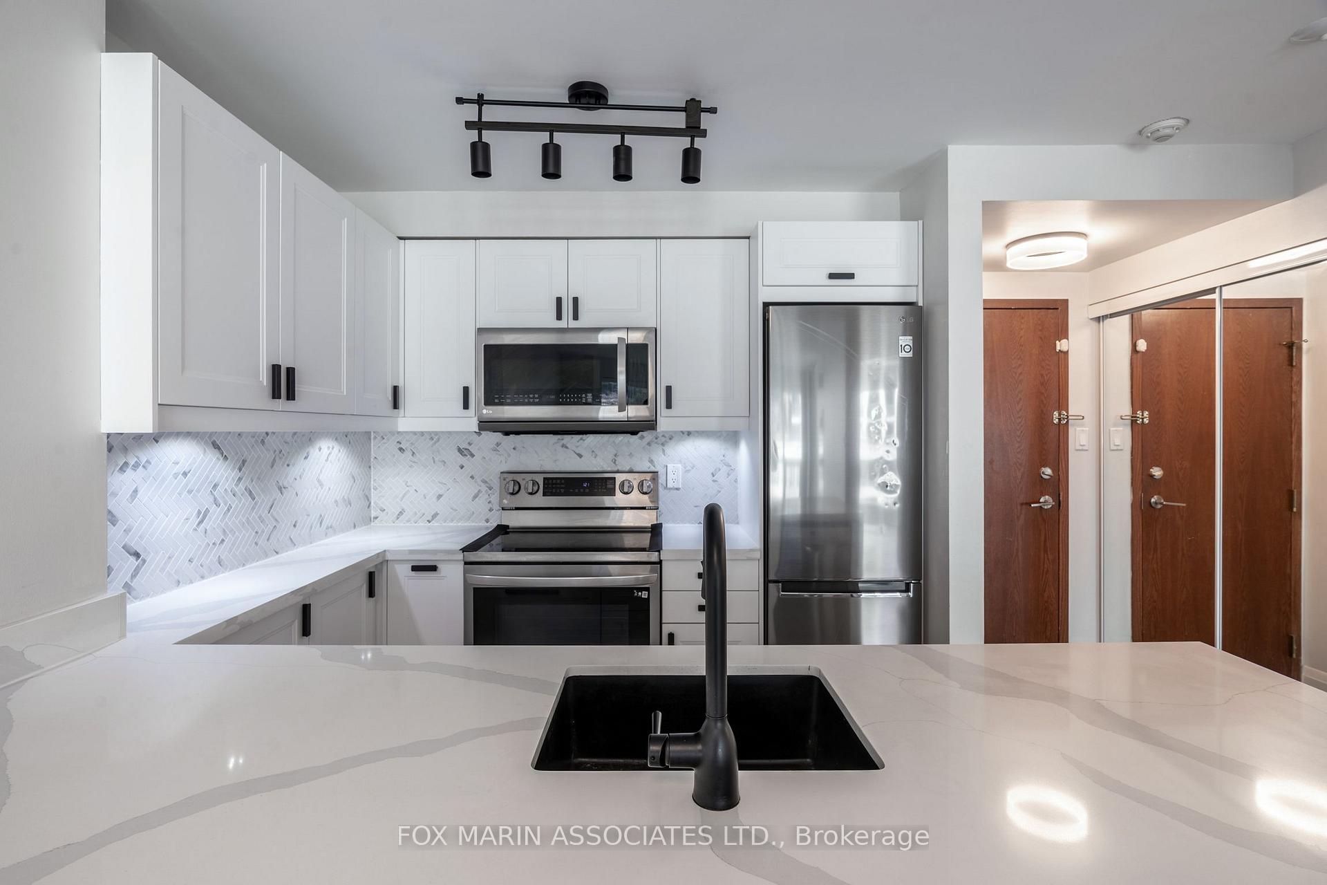 Photo 3 of Unit 504, 10 Yonge Street, Toronto, Waterfront Communities — HOMEH