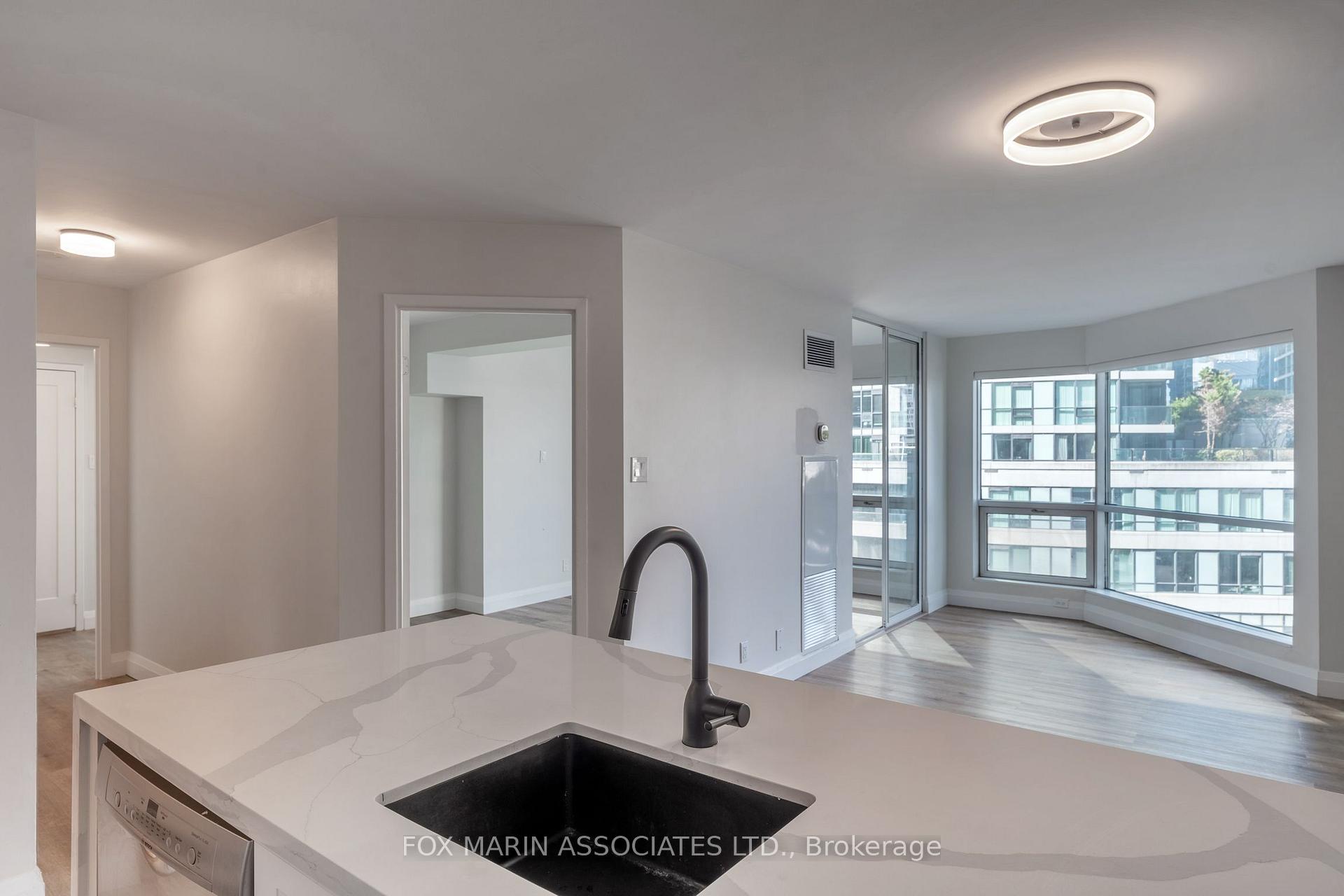 Photo 9 of Unit 504, 10 Yonge Street, Toronto, Waterfront Communities — HOMEH