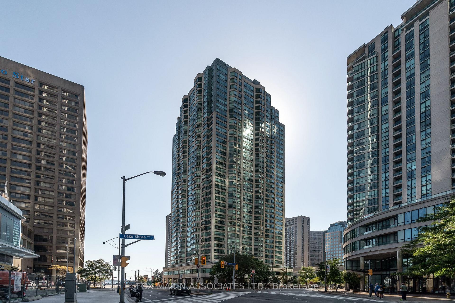 Photo 33 of Unit 504, 10 Yonge Street, Toronto, Waterfront Communities — HOMEH