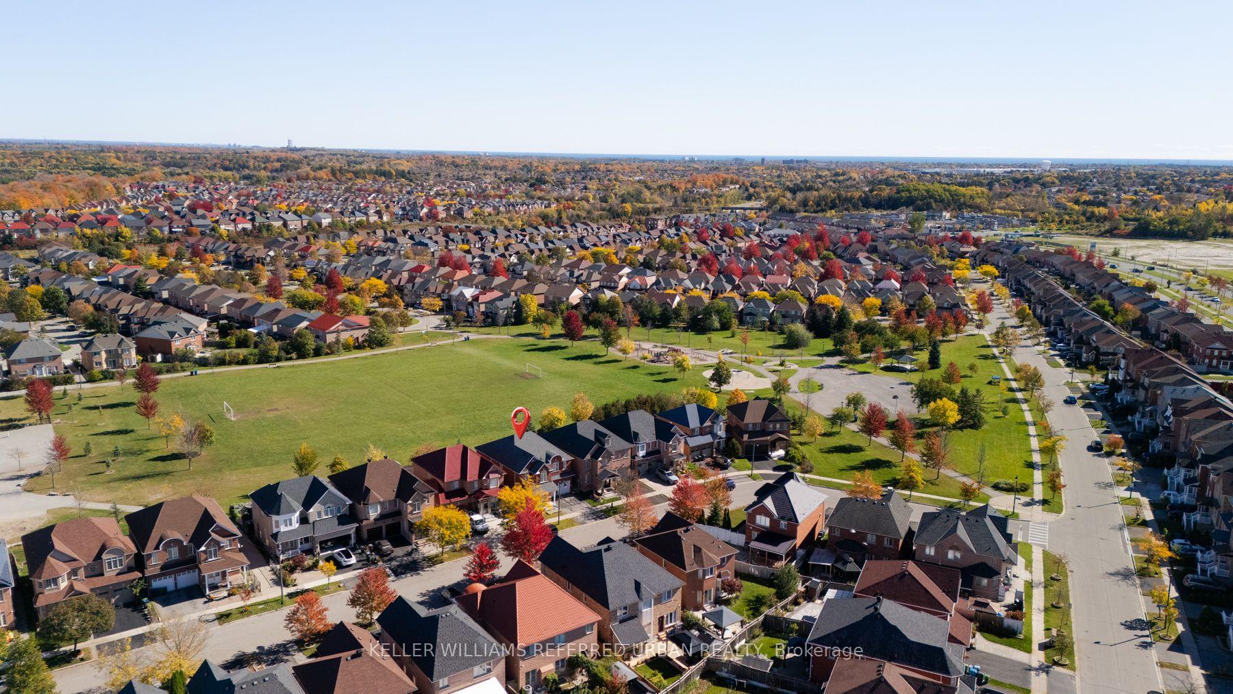 Photo 46 of 19 Kayak Crescent, Scarborough, Rouge — HOMEH