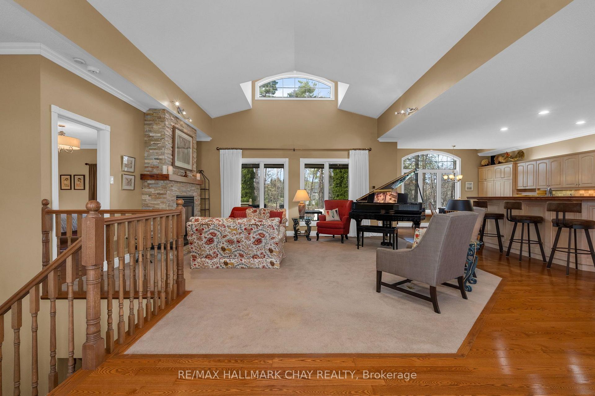 Photo 6 of 16 Chestnut Lane, Oro-Medonte, Horseshoe Valley — HOMEH