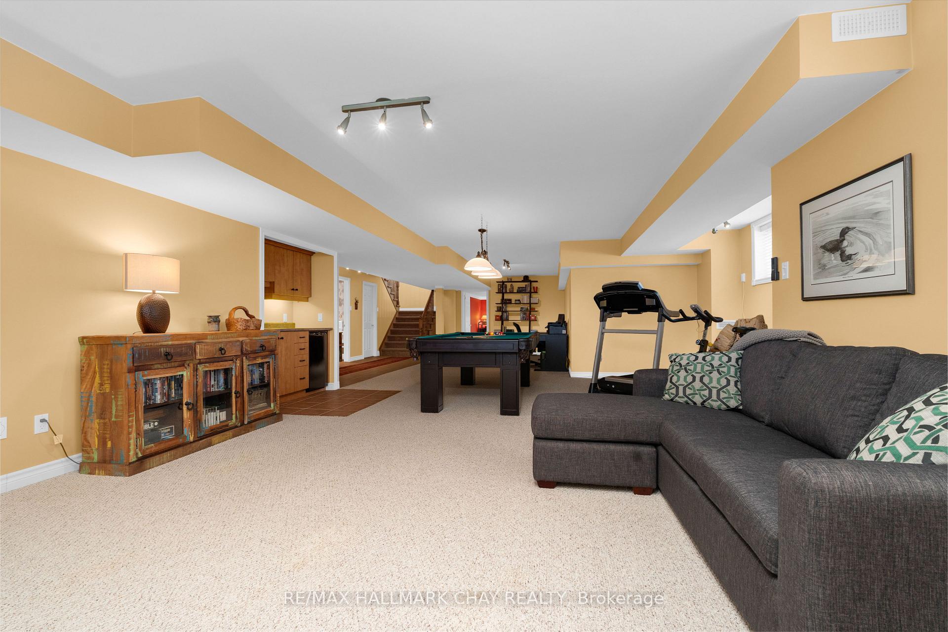 Photo 23 of 16 Chestnut Lane, Oro-Medonte, Horseshoe Valley — HOMEH