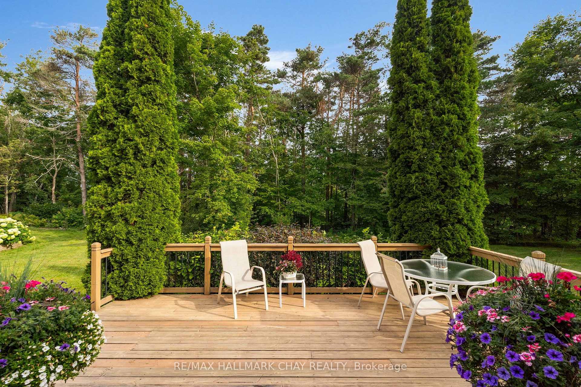 Photo 36 of 16 Chestnut Lane, Oro-Medonte, Horseshoe Valley — HOMEH