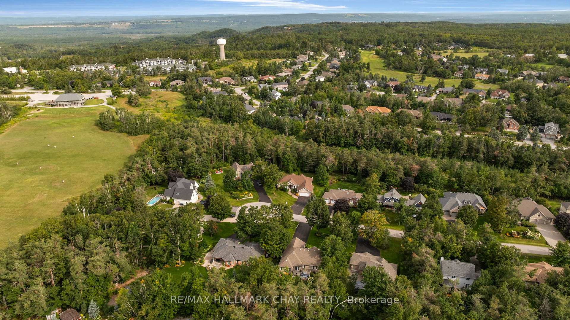 Photo 45 of 16 Chestnut Lane, Oro-Medonte, Horseshoe Valley — HOMEH