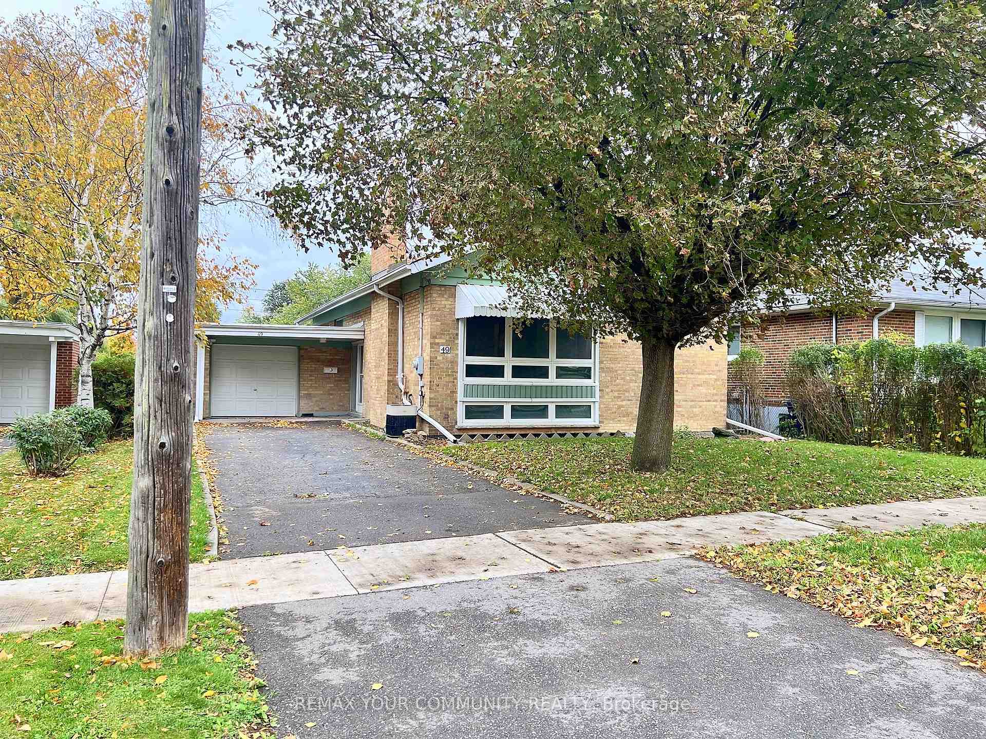 Photo 1 of 49 Tedford Drive, Scarborough, Wexford-Maryvale — HOMEH