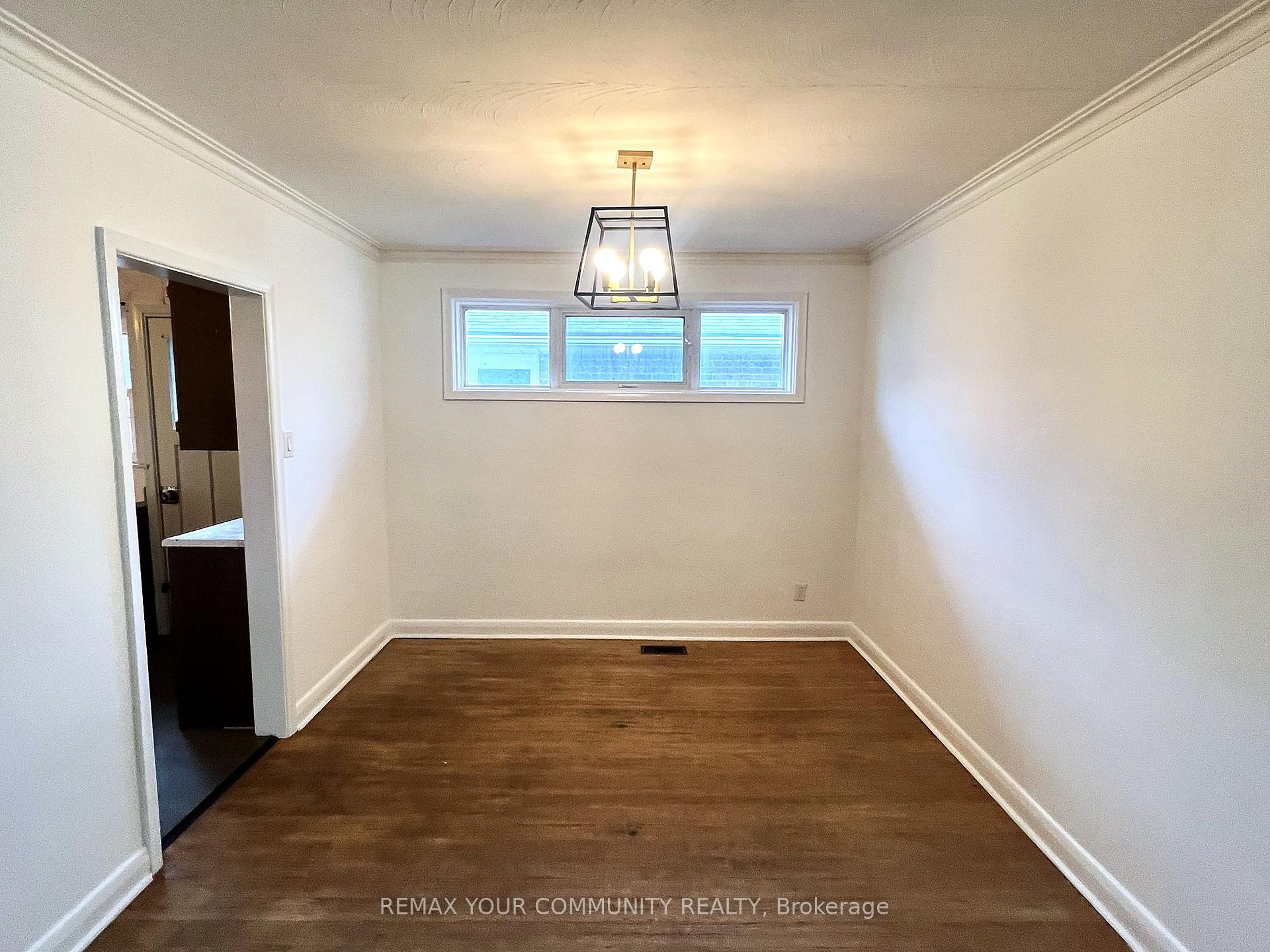 Photo 8 of 49 Tedford Drive, Scarborough, Wexford-Maryvale — HOMEH