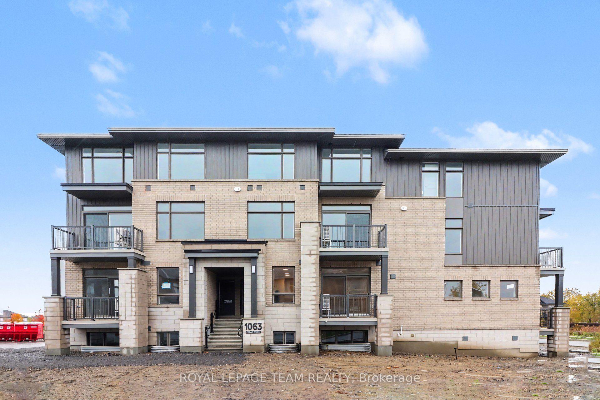 Photo 1 of Unit M, 1063 Cedar Creek Drive, Ottawa, Blossom Park/Kemp Park/Findlay Creek — HOMEH