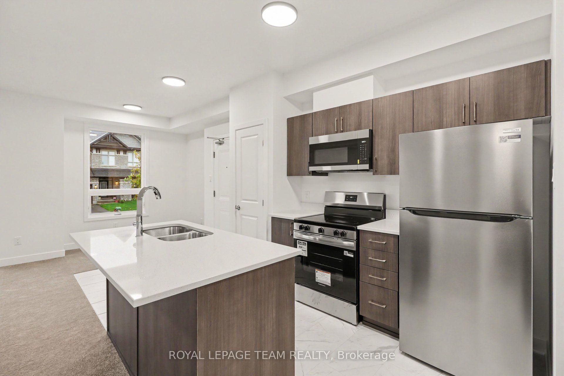 Photo 10 of Unit M, 1063 Cedar Creek Drive, Ottawa, Blossom Park/Kemp Park/Findlay Creek — HOMEH