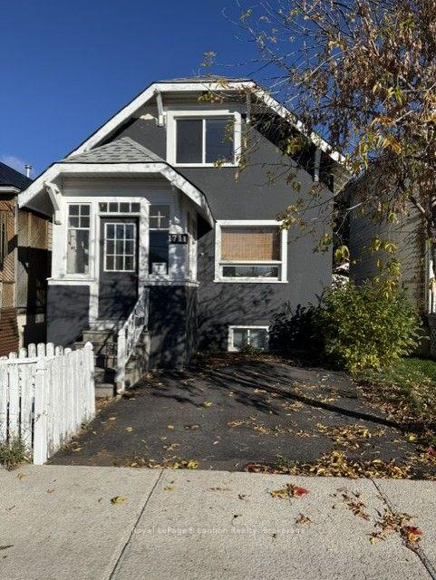 Photo 1 of 1711 Donald Street E, Thunder Bay, McKeller Park — HOMEH