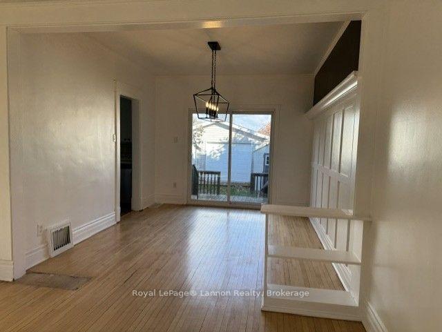 Photo 3 of 1711 Donald Street E, Thunder Bay, McKeller Park — HOMEH