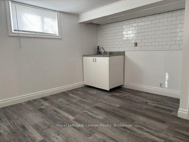 Photo 14 of 1711 Donald Street E, Thunder Bay, McKeller Park — HOMEH