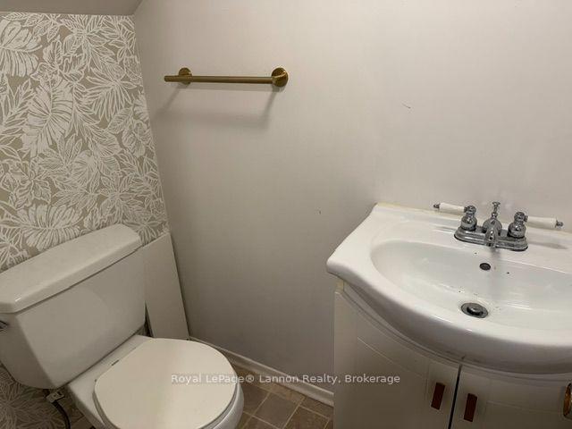 Photo 16 of 1711 Donald Street E, Thunder Bay, McKeller Park — HOMEH