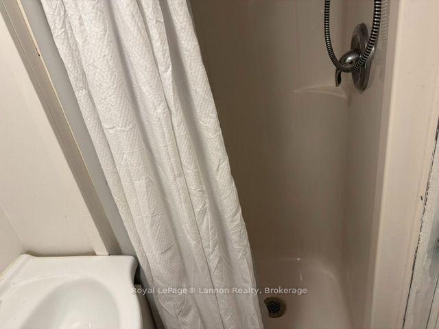 Photo 17 of 1711 Donald Street E, Thunder Bay, McKeller Park — HOMEH