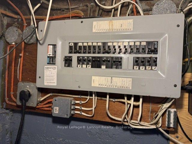 Photo 22 of 1711 Donald Street E, Thunder Bay, McKeller Park — HOMEH