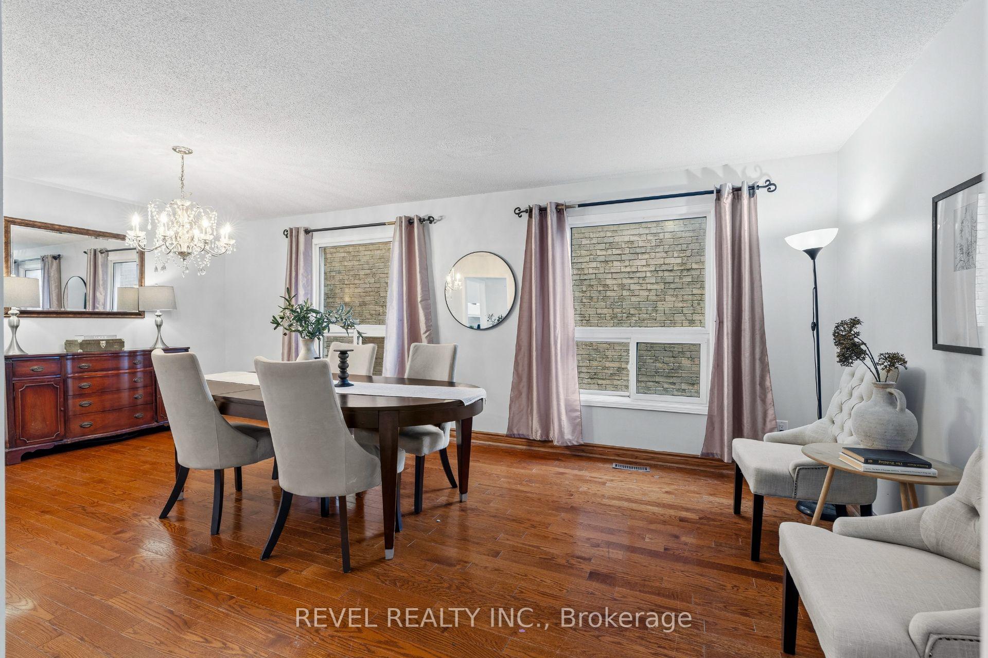 Photo 2 of 101 Sandmere Avenue, Brampton, Heart Lake West — HOMEH