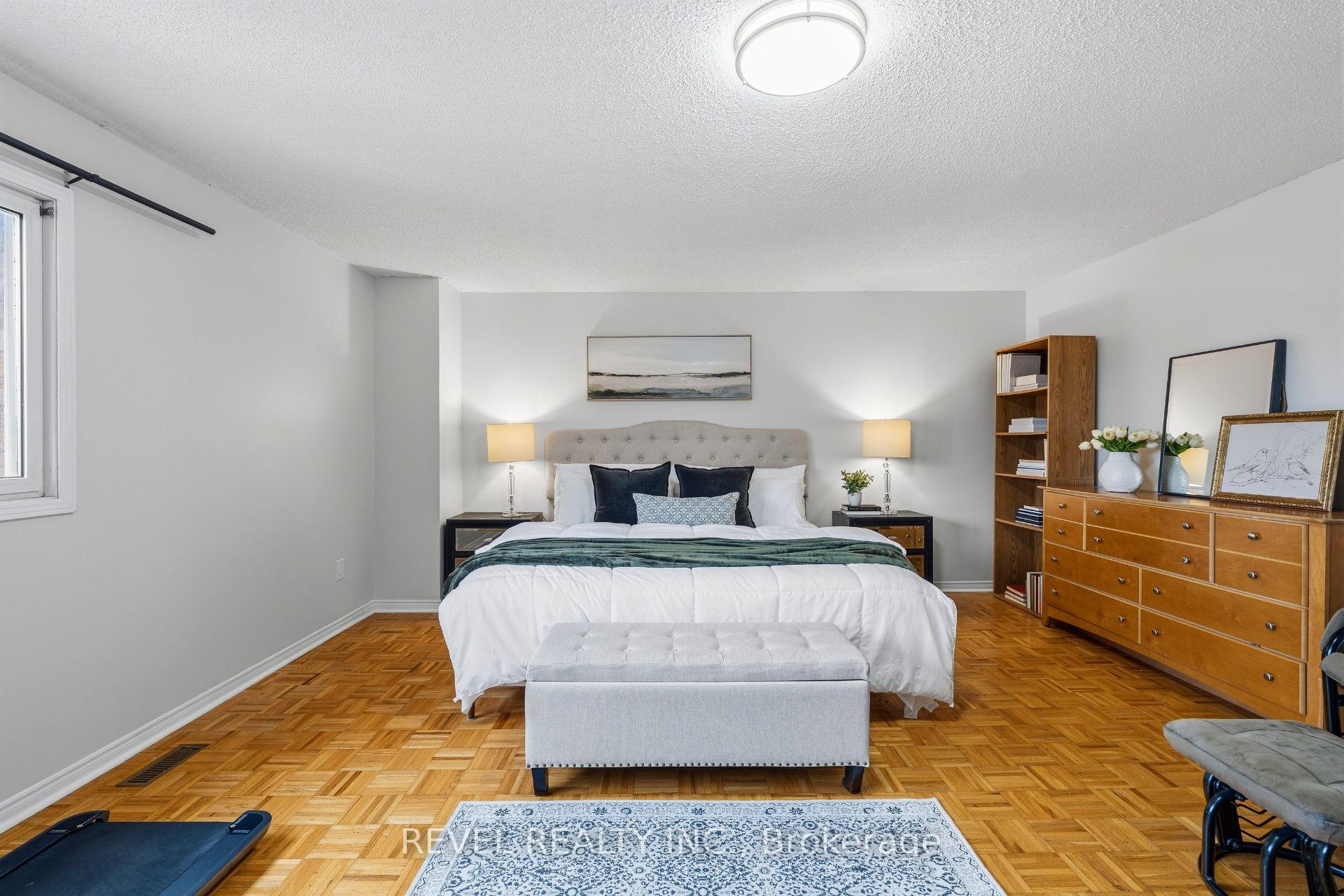 Photo 15 of 101 Sandmere Avenue, Brampton, Heart Lake West — HOMEH