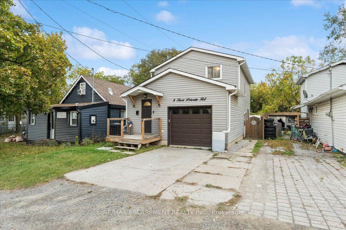 Photo 10 of 8 First Private Road, Hamilton, Stoney Creek — HOMEH