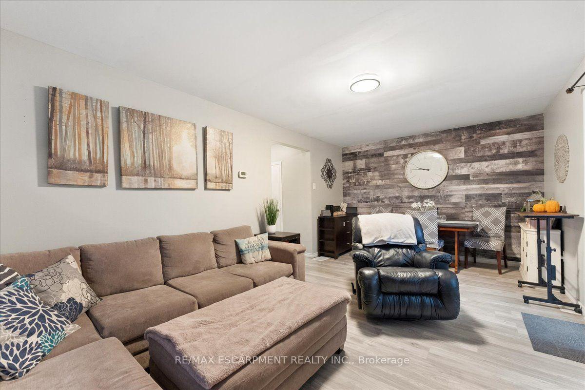 Photo 20 of 8 First Private Road, Hamilton, Stoney Creek — HOMEH