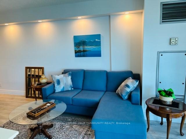 Photo 2 of Unit 2804, 77 Harbour Square, Toronto, Waterfront Communities — HOMEH