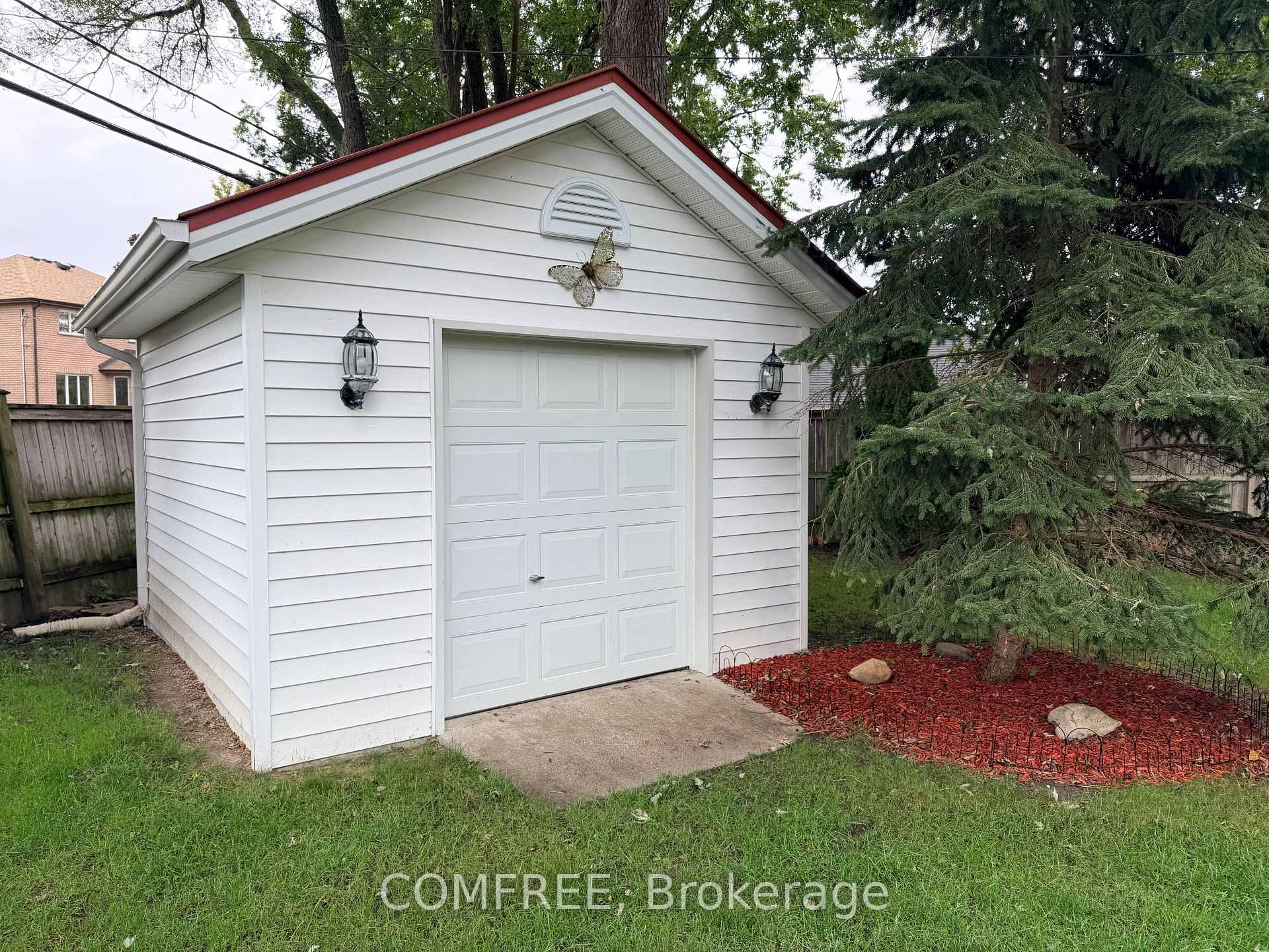 Photo 24 of 162 Grace Road, Tecumseh, Saint Clair Beach — HOMEH