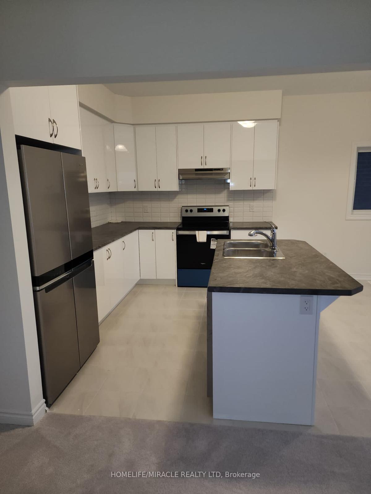 Photo 4 of 35 Jenner Drive, Brant, Paris — HOMEH