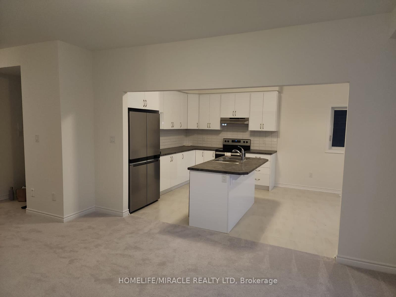 Photo 7 of 35 Jenner Drive, Brant, Paris — HOMEH