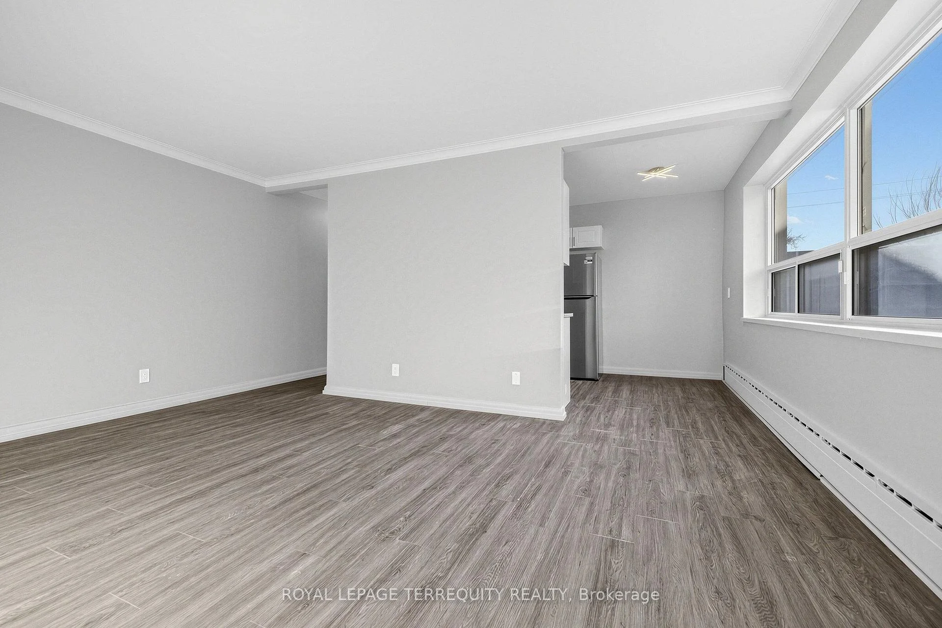 Photo 5 of Unit 101, 2550 Keele Street, North York, Maple Leaf — HOMEH