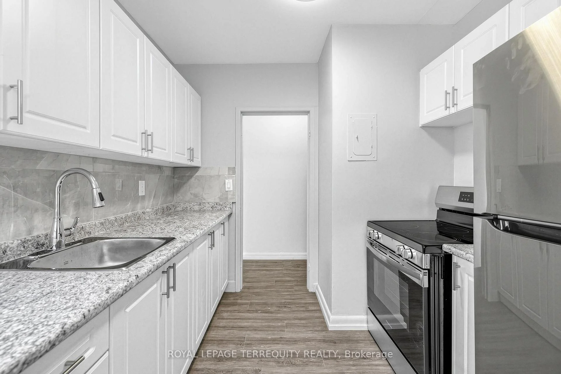 Photo 11 of Unit 101, 2550 Keele Street, North York, Maple Leaf — HOMEH