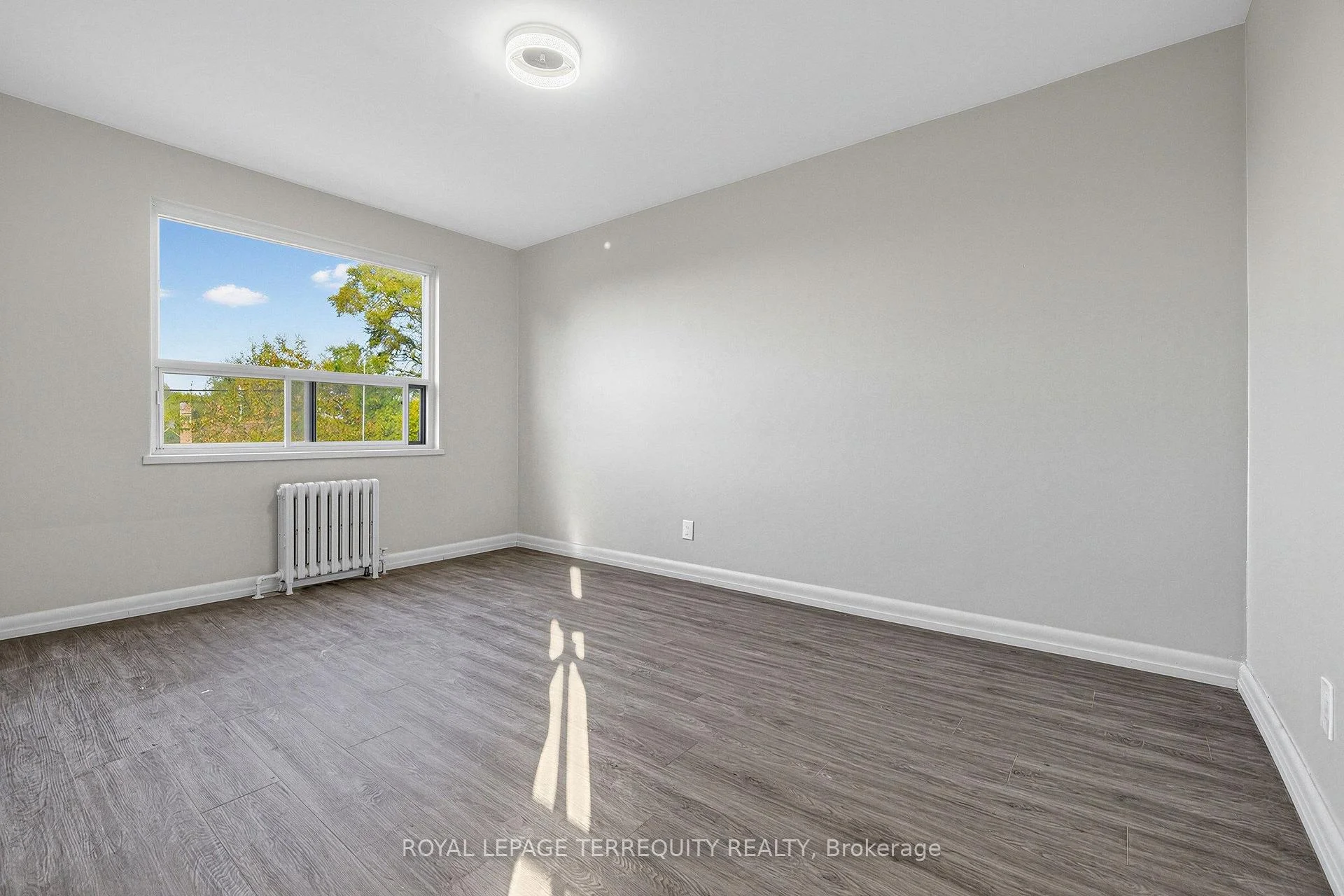 Photo 14 of Unit 101, 2550 Keele Street, North York, Maple Leaf — HOMEH