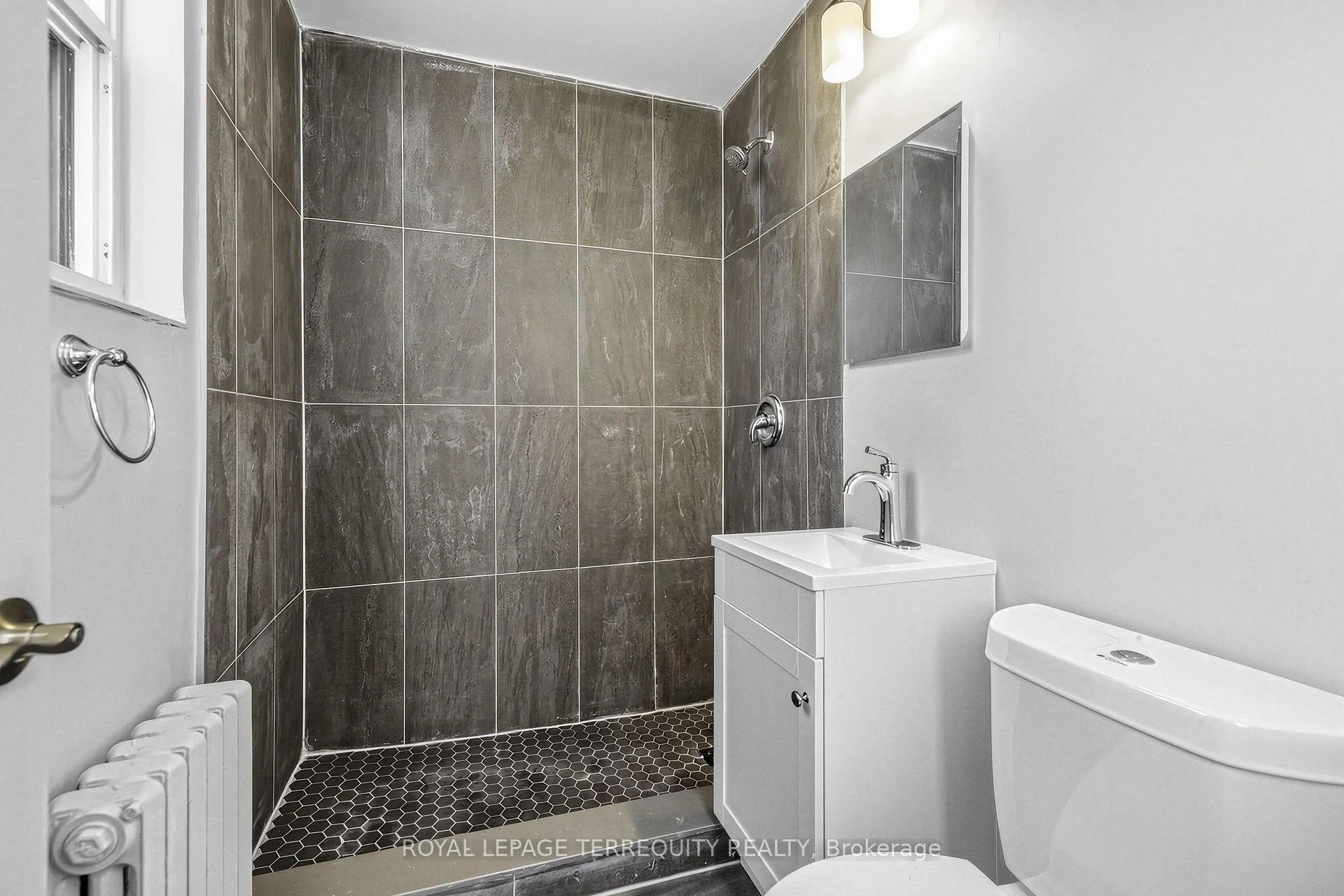 Photo 16 of Unit 101, 2550 Keele Street, North York, Maple Leaf — HOMEH