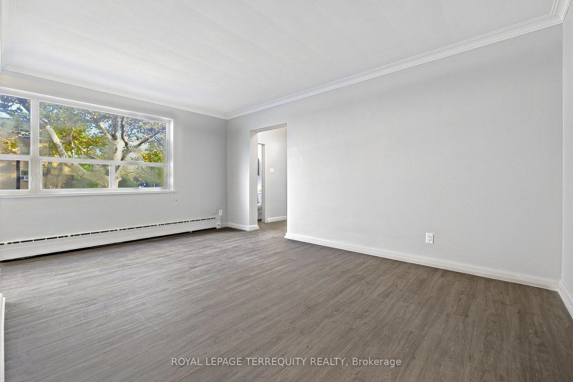 Photo 3 of Unit 103, 2550 Keele Street, North York, Maple Leaf — HOMEH