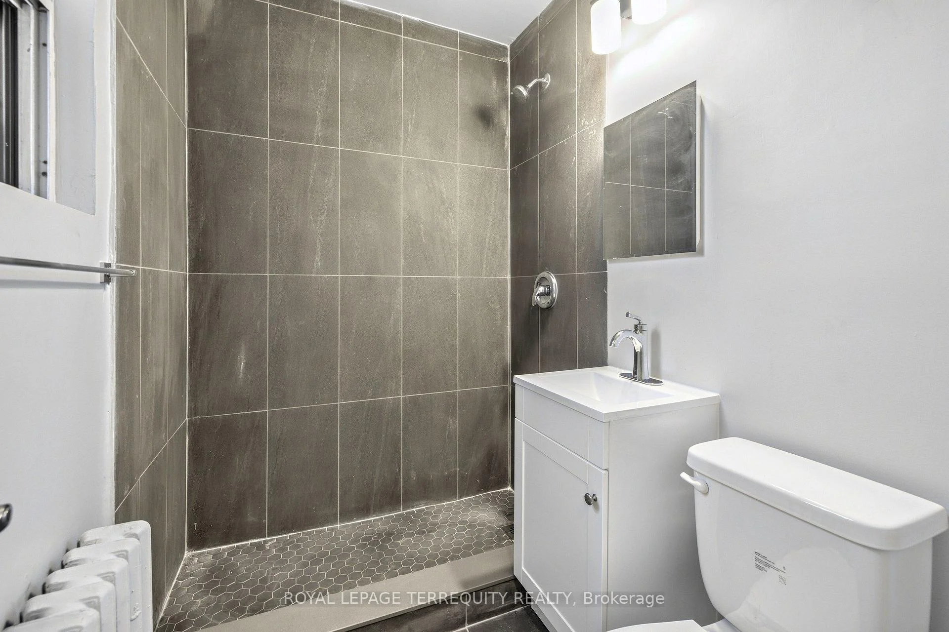Photo 13 of Unit 103, 2550 Keele Street, North York, Maple Leaf — HOMEH