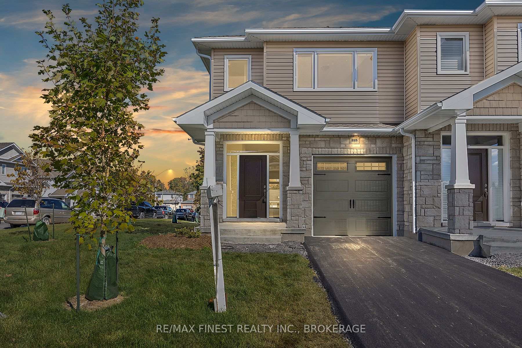 Front of 215 Heritage Park Drive