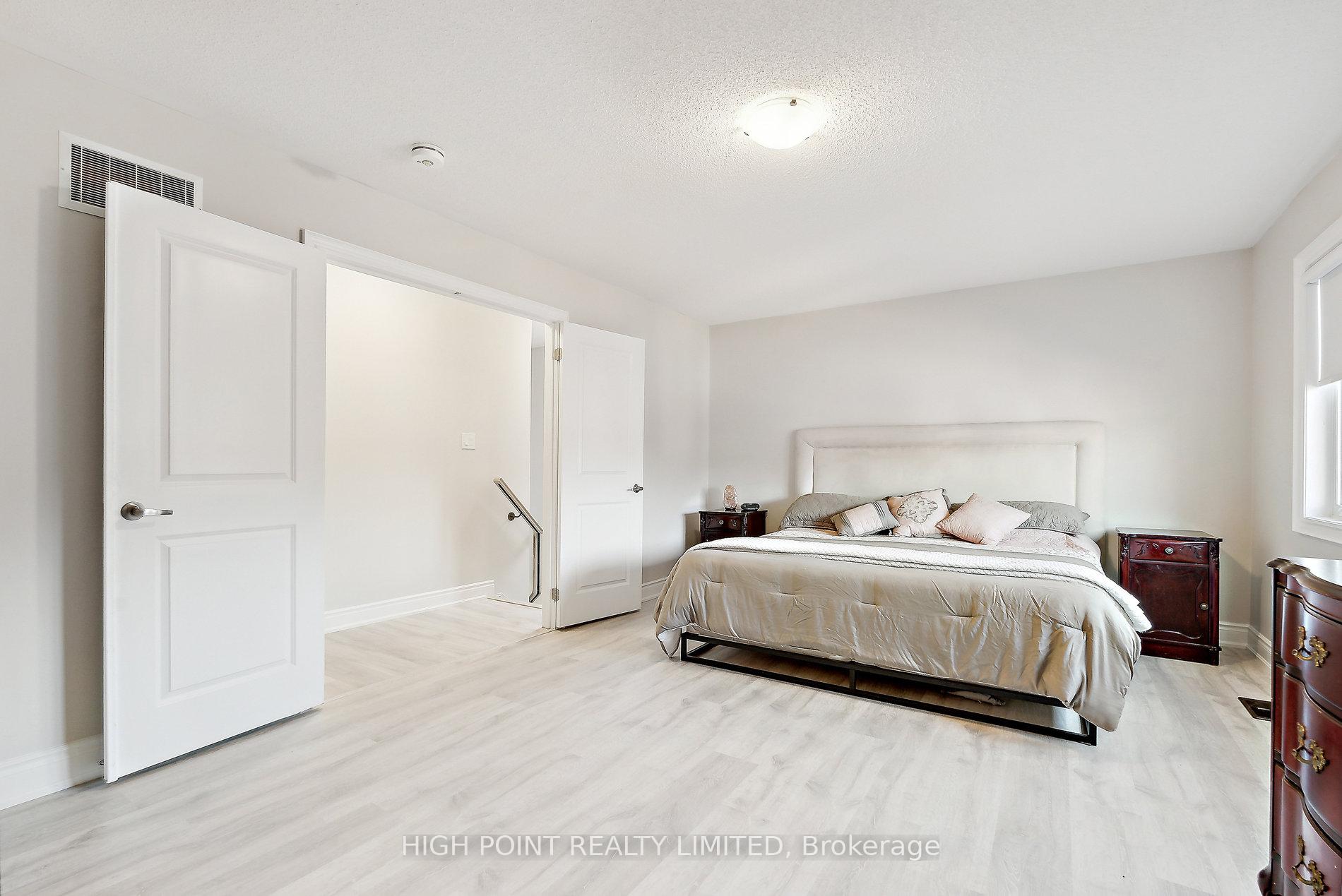 Photo 14 of 18 Arnold Crescent, New Tecumseth, Rural New Tecumseth — HOMEH