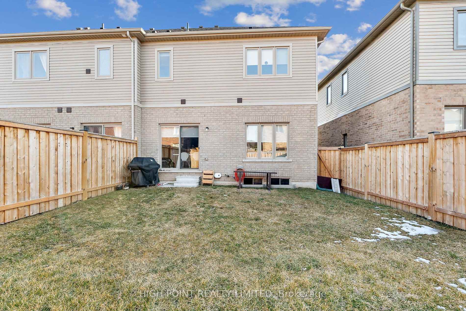Photo 23 of 18 Arnold Crescent, New Tecumseth, Rural New Tecumseth — HOMEH