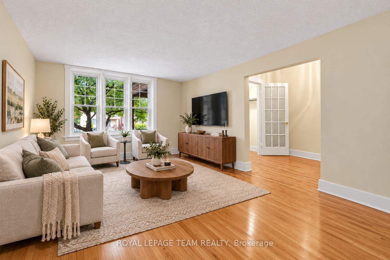 Photo 8 of 208 Holland Avenue, Ottawa, Ottawa West/Tunneys Pasture — HOMEH