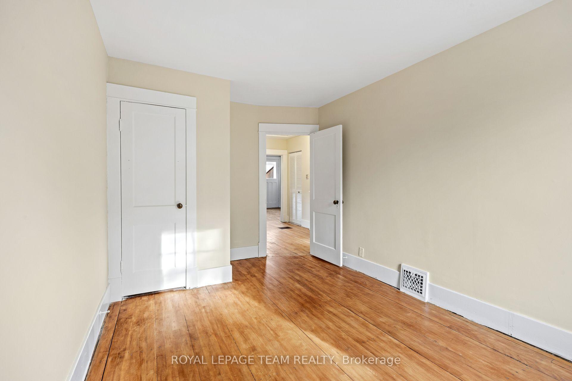 Photo 30 of 208 Holland Avenue, Ottawa, Ottawa West/Tunneys Pasture — HOMEH